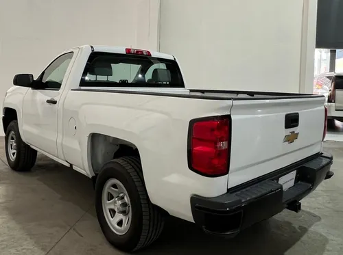 Chevrolet Silverado Silverado 1500 Ls Cab Regular At