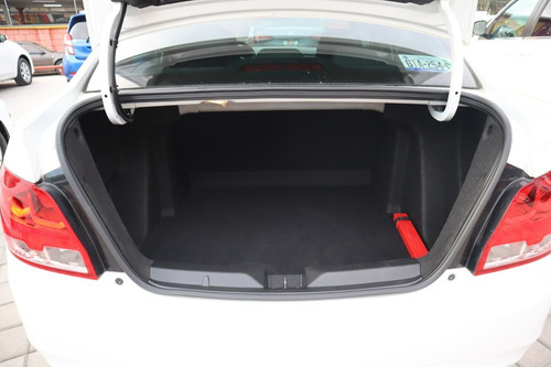Imagen 10 de 15 de Chevrolet Aveo Lt Manual 2020