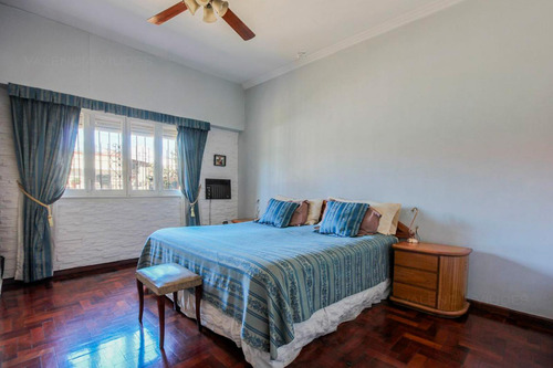 Casa 5 Ambientes En Venta En Haedo Sur