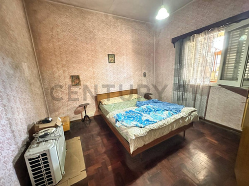 Ideal Inversión: Casa + Departamento + 3 Locales - Ciudadela