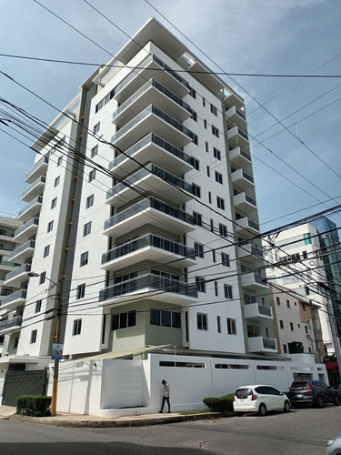 Apartamento En Alquiler En Evaristo Morales.