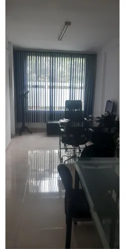 Arriendo Edificio 3 Piso En Versalles