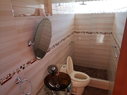 Habitacion Amoblada En Los Olivos, Incluye Servicios