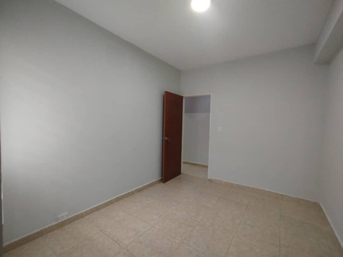 En Alquiler Apartamento En Alquiler Trigaleña Alta Ata-