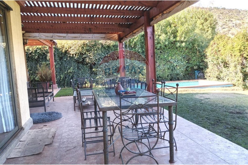 Casa En Venta Camino El Peumo, Hunganal