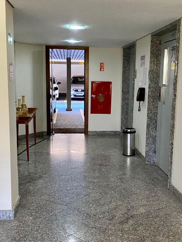 Imagem 25 de 30 de Apartamento À Venda Em Centro - Ap003468
