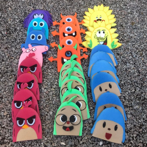 Títere Manopla Monster Inc Juguetes Disfraces En Goma Espuma
