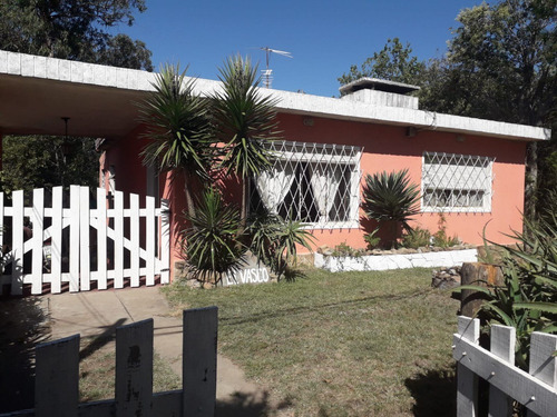 Imagen 1 de 14 de Venta Casa 4 Dormitorios 2 Baños Parrillero Las Toscas Sur