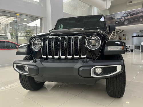 Imagen 2 de 21 de Jeep Gladiator Overland 3.6 At8 4x4