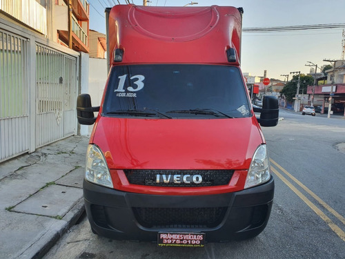Imagem 2 de 15 de Iveco Daily 3.0 Diesel 35s14 Ano 2013 Baú
