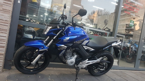 Imagen 7 de 15 de Honda Cb 250 Twister Permuto Qr Motors