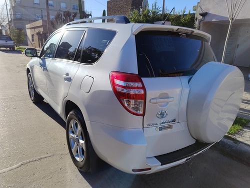 Toyota RAV4 2.4 4x2 At