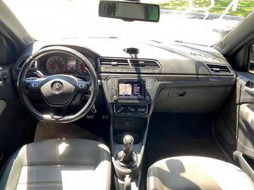 Imagem 8 de 14 de Volkswagen Saveiro Cabine Dupla * Cross* 1.6