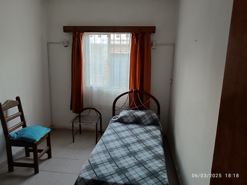 Vendo Buen Terreno Esquina Con 2 Casas En Buen Estado Ideal Para Inversionista!!!!!acepta Banco