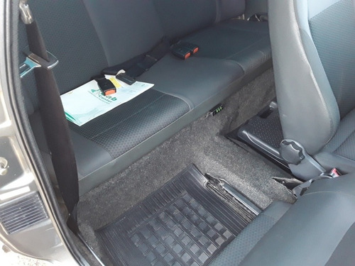 Imagem 3 de 10 de Volkswagen Voyage 1.6 Ap
