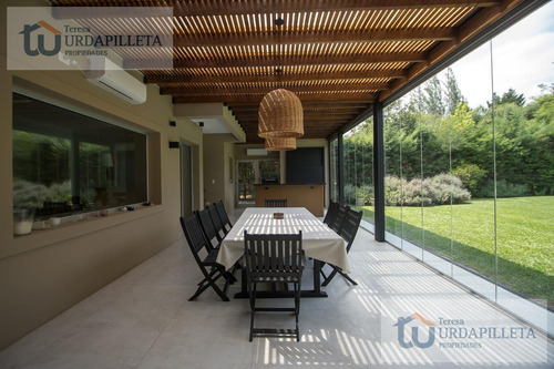 Casa En Alquiler Temporario Con 4 Dormitorios En Ayres Del Pilar- Pilar