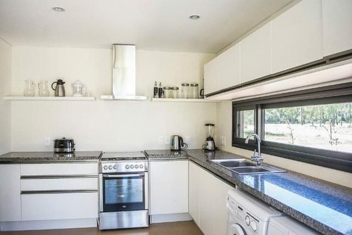 Casa En Venta De 3 Dormitorios En Polo Club