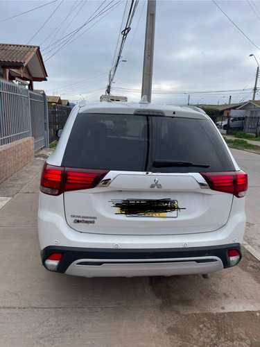 Mitsubishi Outlander 2.0 4x2 Mt