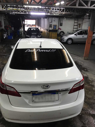Imagem 12 de 12 de Hyundai Hb20s 2015 1.0 Comfort Plus Flex 4p