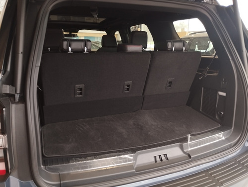 Ford Expedition Sthealth Performance 2024