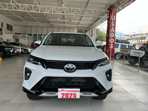 Toyota Fortuner 2.8 Diesel Srv 4X4 At