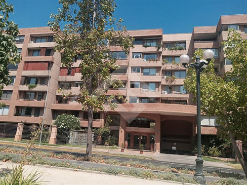 Departamento En Arriendo De 3 Dorm. En Providencia