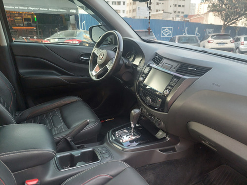 Nissan Frontier 2.3 Pro-4X Cab. Dupla 4X4 Aut. 4P