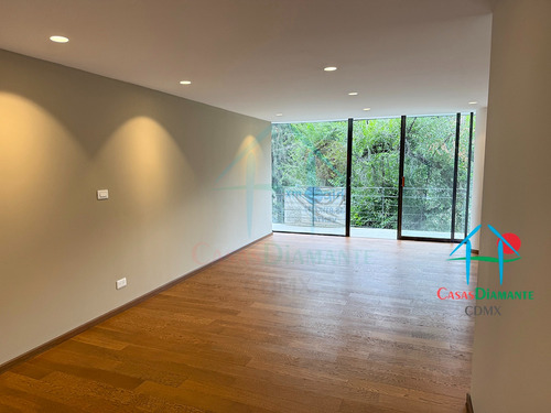 Mariscal Sucre A. Departamento Remodelado Con Terraza Y 3 Recámaras