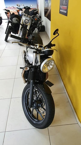 Triumph Street Twin 900 - 2018 - Impecavel
