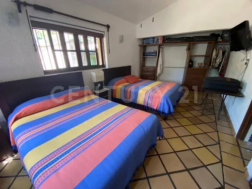 Residencia En Venta, Colonia Huertas Del Llano, Jiutepec, Morelos