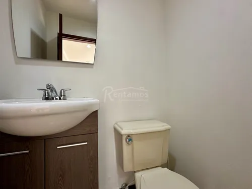 Casa En Arriendo En El Poblado. Cod A775953