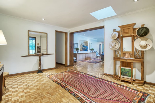 Excelente Casa Remodelada, Gran Conectividad, San...