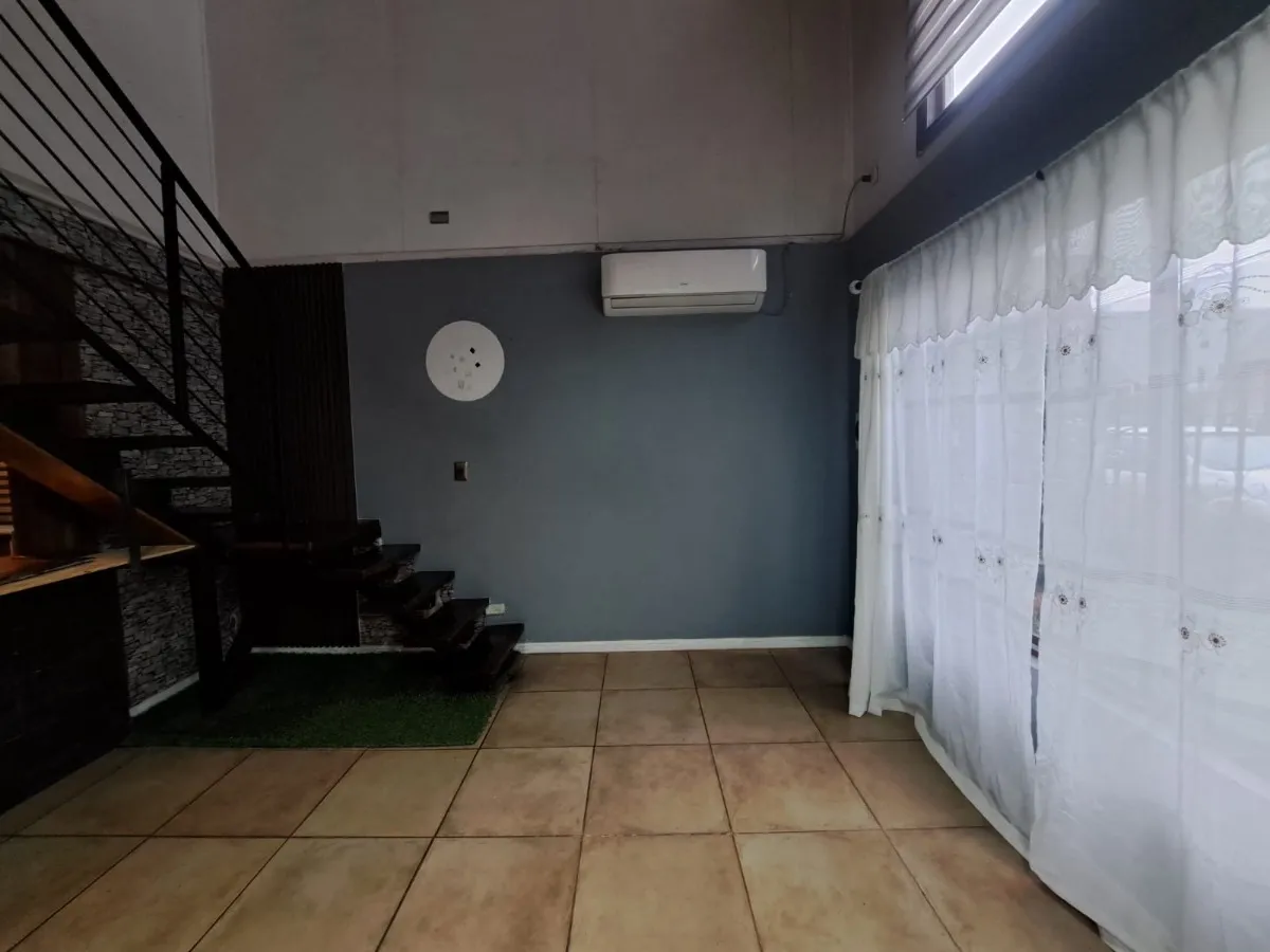 Imagen 3 de 14 de Se Arrienda Casa Altos Del Retiro, Los Angeles