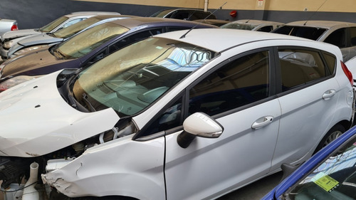 Imagen 3 de 9 de Ford Fiesta 1.6l Se