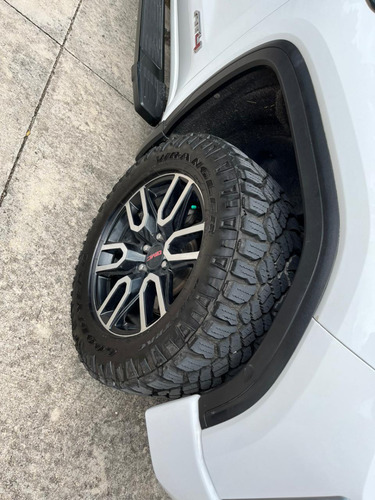 GMC Sierra 5.4 Crew Cabina All Terrain 4x4 At