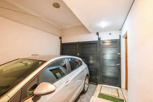 Imagen 3 de 30 de Casa De 3 Dormitorios En Venta Con Quincho Y Parrillero Centro De Rosario