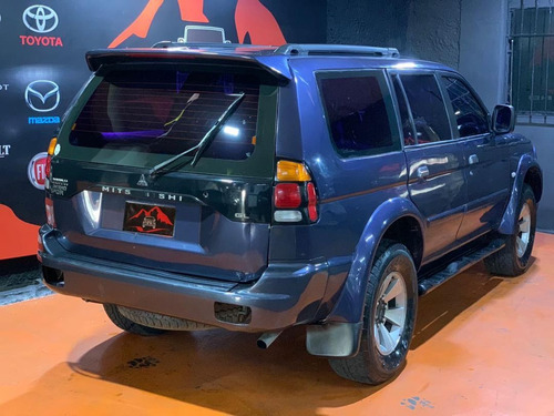 Imagen 5 de 11 de Mitsubishi Montero Sport Sport
