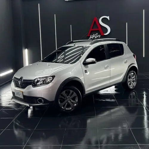 Renault Stepway 1.6 Intense Automática