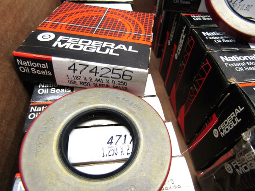 Federal Mogul National Oil Seal 474256 1.187 X 2.441 X Jje