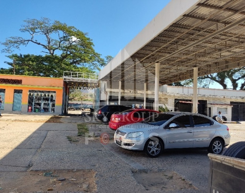 Imagen 5 de 19 de Jorge Febres Vende Estacion De Gasolina En Puerto Cabello (fofc-057)