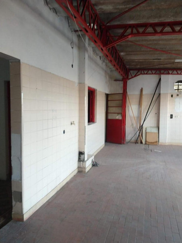 Villa Adelina-av.ader-drago-propiedad Uso Oficina-comercial-galpón-industrial-303m2 Terreno