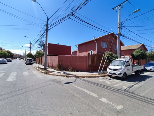 Casa En Venta De 2 Dorm. En Coquimbo