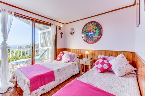 Casa En Arriendo Por Temporada De 4 Dorm. En Algarrobo.