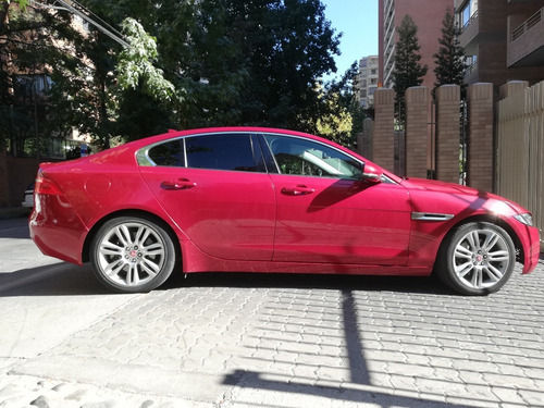 Jaguar Xe Pure 2.0 Turbo 250 Hp 49 Mil Km Año 2016