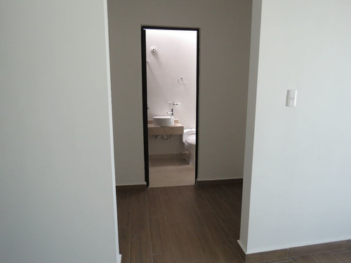 Casatuya, Casa En Venta En San Gerardo Modelo Viena. Aguasca
