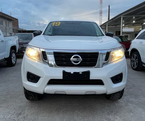 Nissan NP300 Frontier 2.5 Xe Aa Mt