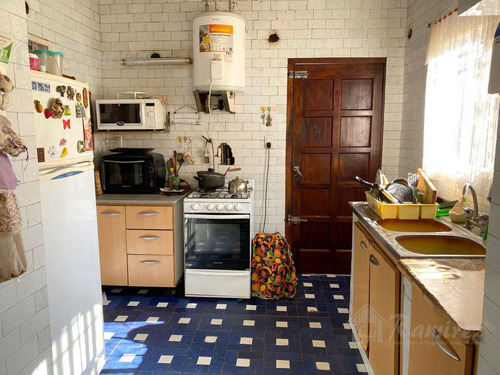 Quinta 4 Ambientes En Venta - Francisco Alvarez, Moreno