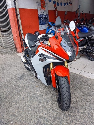 Imagem 13 de 17 de Honda Cbr 600f Com Apenas 14170 Kms Super Conservada