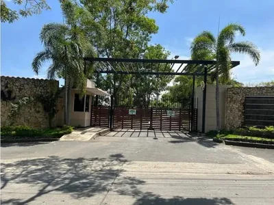 Lote y casalote en venta