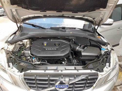 Imagen 11 de 12 de Volvo Xc60 Kinecct